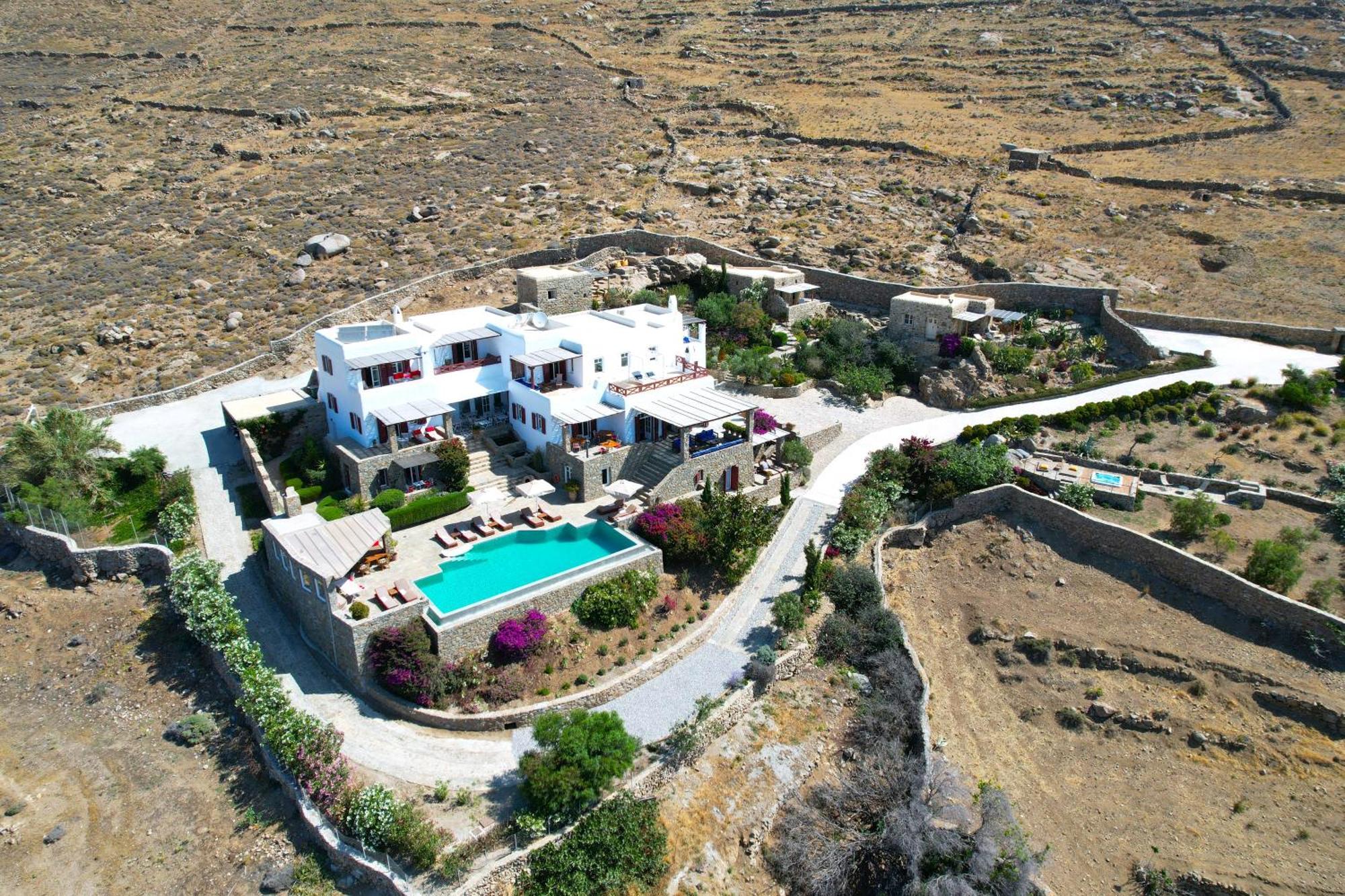 Villa Nautilia - Luxury Suites And Cottages Kalafatis Bagian luar foto